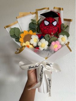 Spider man graduation bouquet