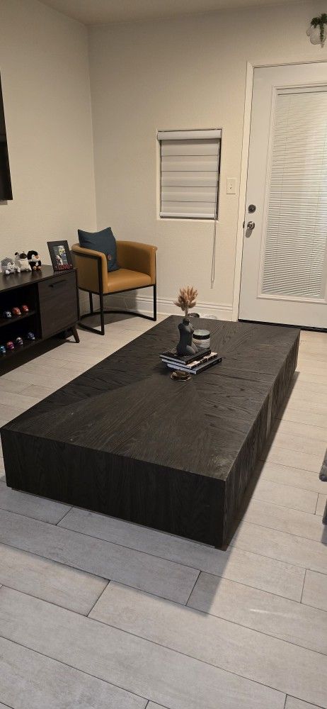 π₯β¨ Statement Coffee Table β Solid Wood & Stunning Design β¨π₯