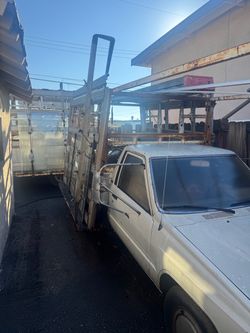 1985 Toyota glass bed truck