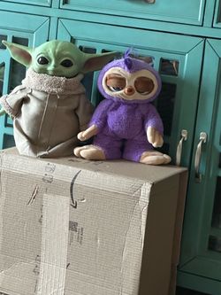 Grogu Baby Yoda Figure and Purple Sloth Plush