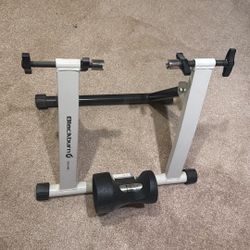 Blackburn Tech mag One Bicycle Wind Trainer