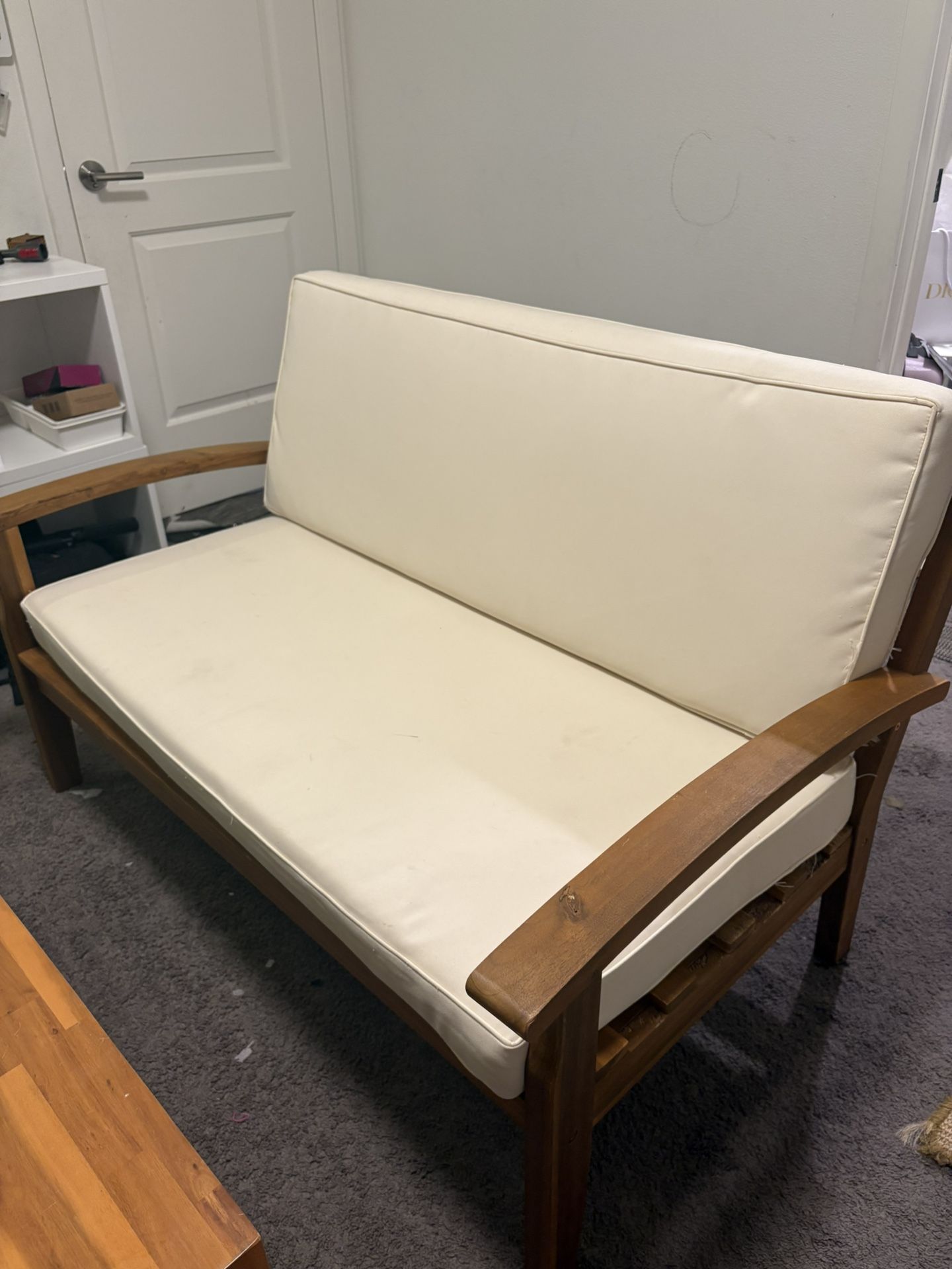 Love seat