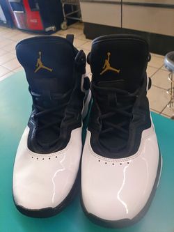 Jordan flight mid top basketball shoes