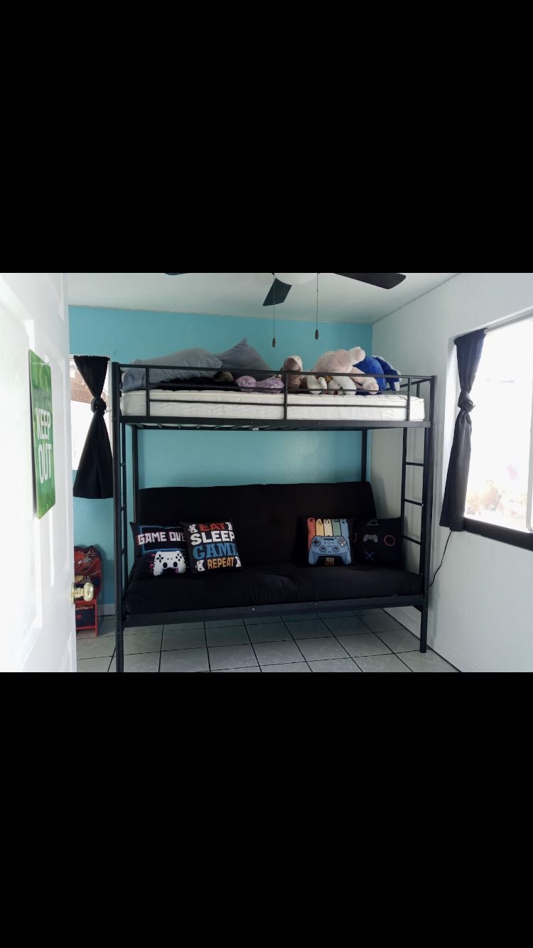  Twin bunk bed over futon queen