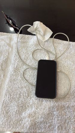 iPhone 13 in excellent condition