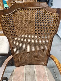 Broyhill 6 piece dining chairs. Rattan in perfect condition.