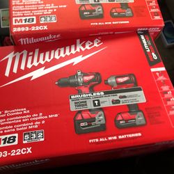 Milwaukee M18 2tool Power Kit