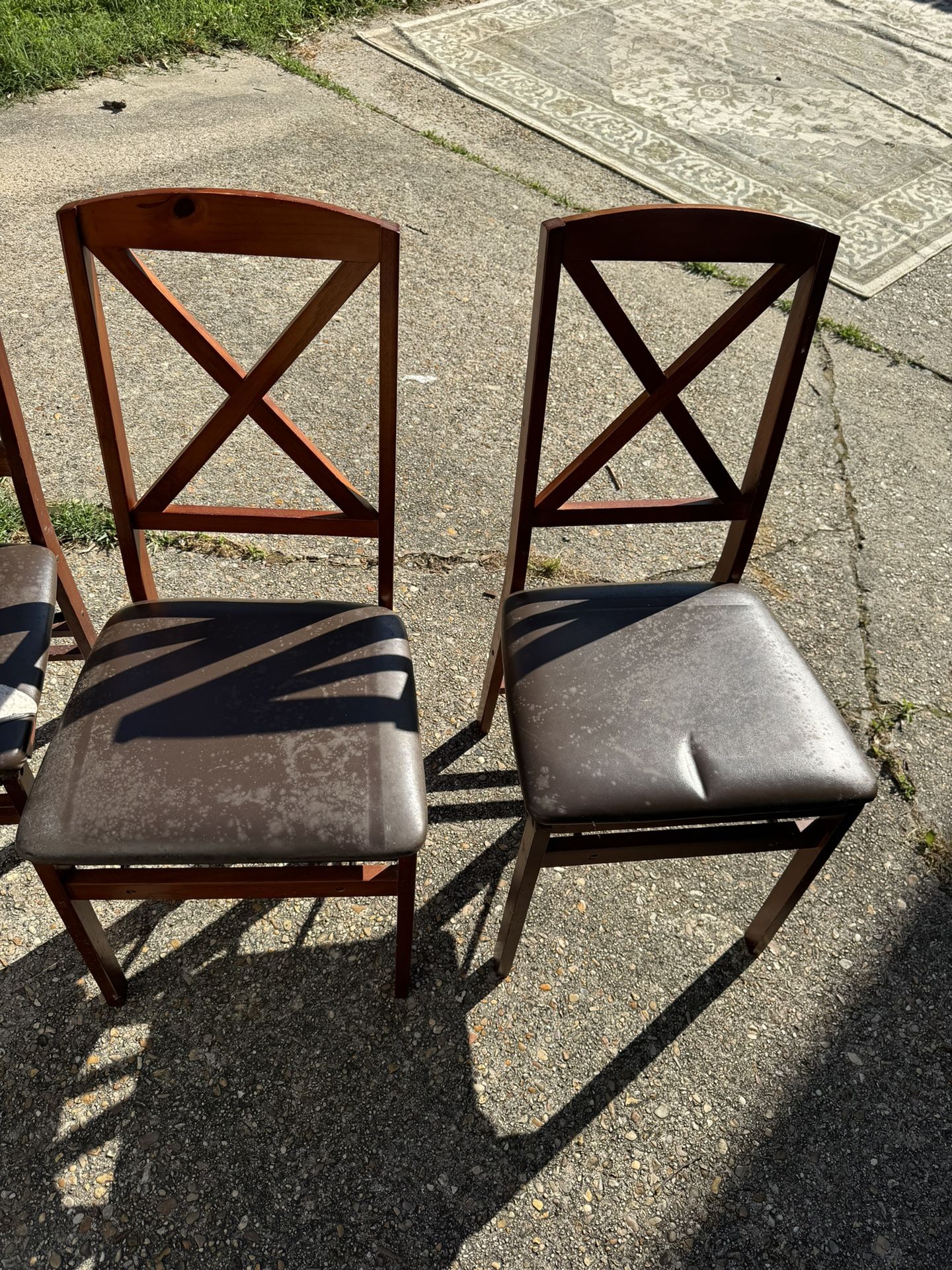 vintage wooden folding chairs 