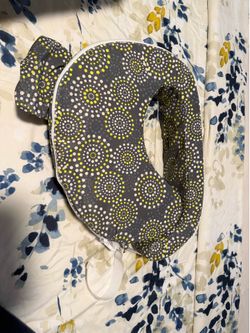 Nursing pillow - My Brest Friend - like new