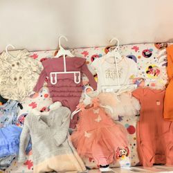 8 piezas de ropa de niñas en buen estado. Lote completo. Precio firme. Pickup en Lawrence.