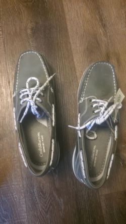 (NWT!)Men's Croft & Borrow Boat shoes size 9