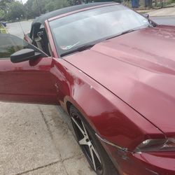 2010 Mustang Convertible 