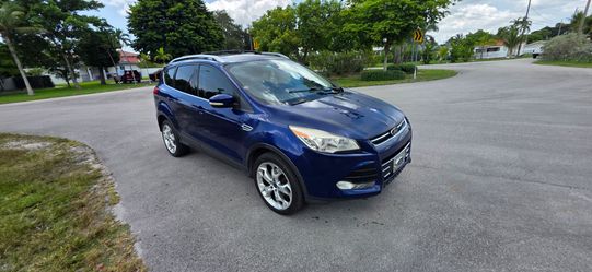 FORD ESCAPE 2013 BY OWNER