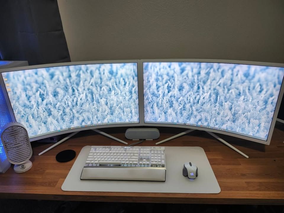 PC Monitors
