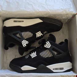 Jordan 4 