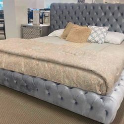 New Queen Size Gray Color Platform Bed Frame 