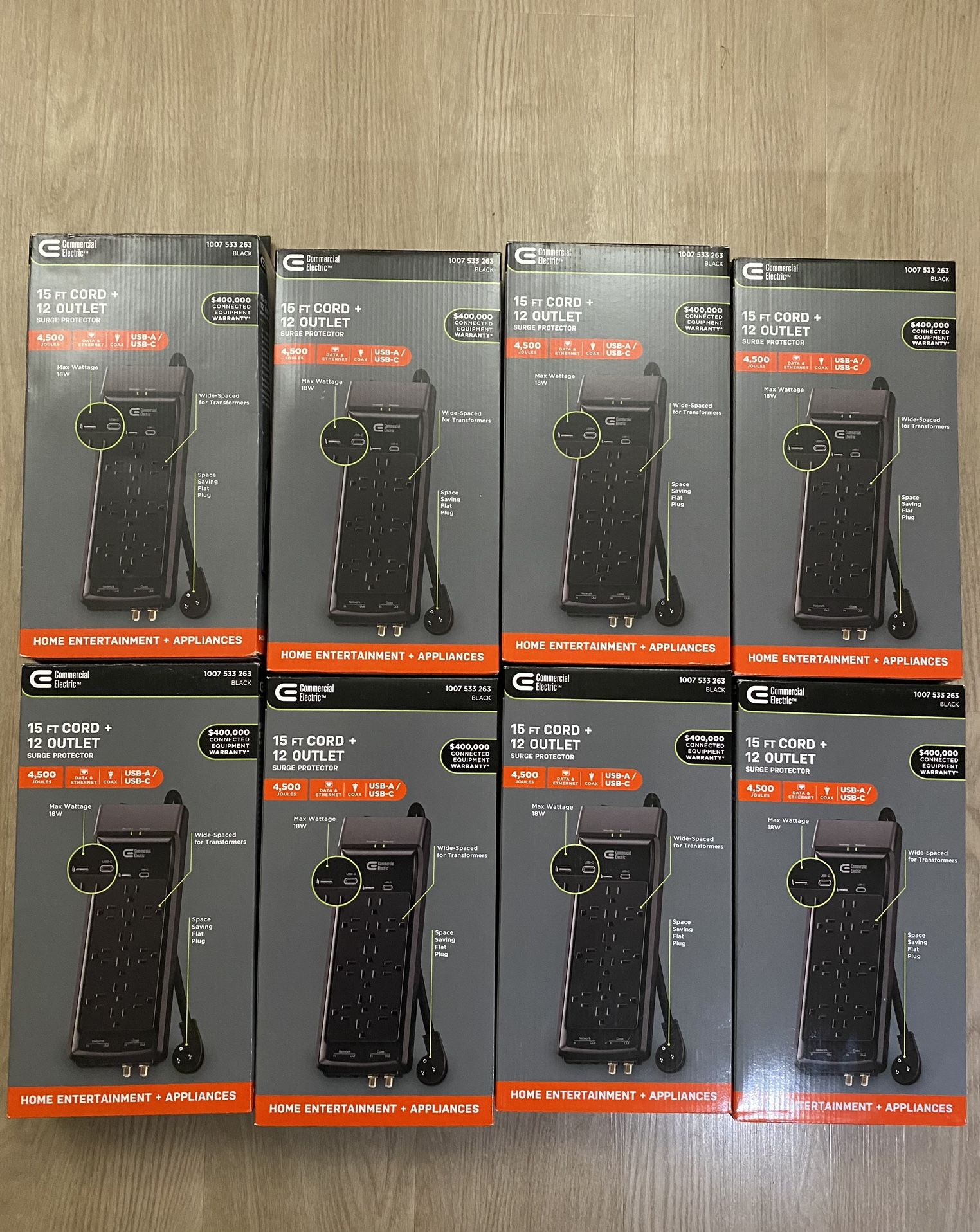 NEW/NUEVO 15 ft. 12-Outlet Surge Protector/ 12- Outlet de 15 pie