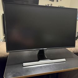Samsung 27” Monitor S27D590P