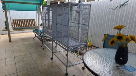 Jaula Gris Doble Para Aves En Buenas Condiciones