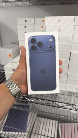 Apple iPhone 17 Pro Max 256GB Unlocked / Liberado