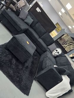 ✨️ Sectionals, 2pc Sofas ✨️ Furniture Queen Bedrooms, Dining Avail