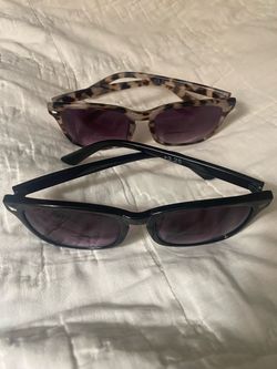 Sunglasses with readers
