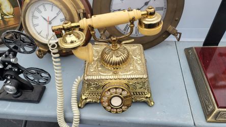 Antique phone