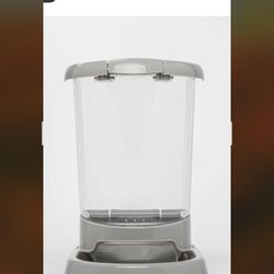 Cat Or Dog Dry Food And Water Dispensers