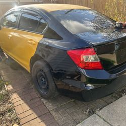 2012 Honda Civic FOR PARTS 
