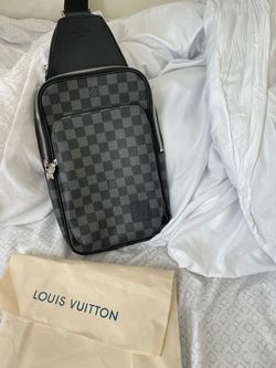 LV Louis Vuitton Men Bag for Sale in Los Banos, CA - OfferUp