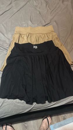 QQQ skirts 2 pack