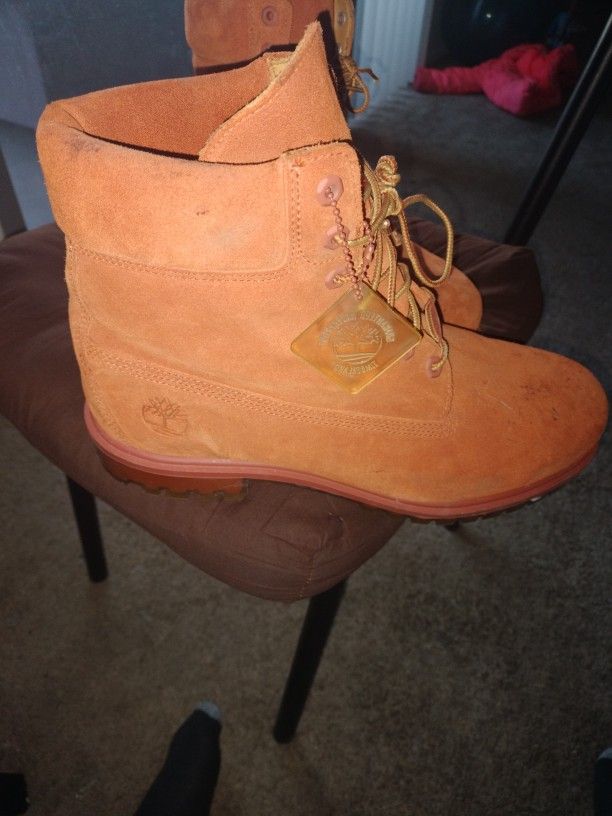 Gently Used (Burnt Orange) Timberlands