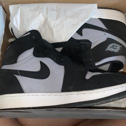 Air Jordan 1 Retro 