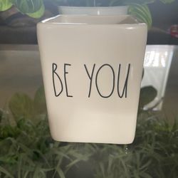 Rae Dunn “Be you “ Holder
