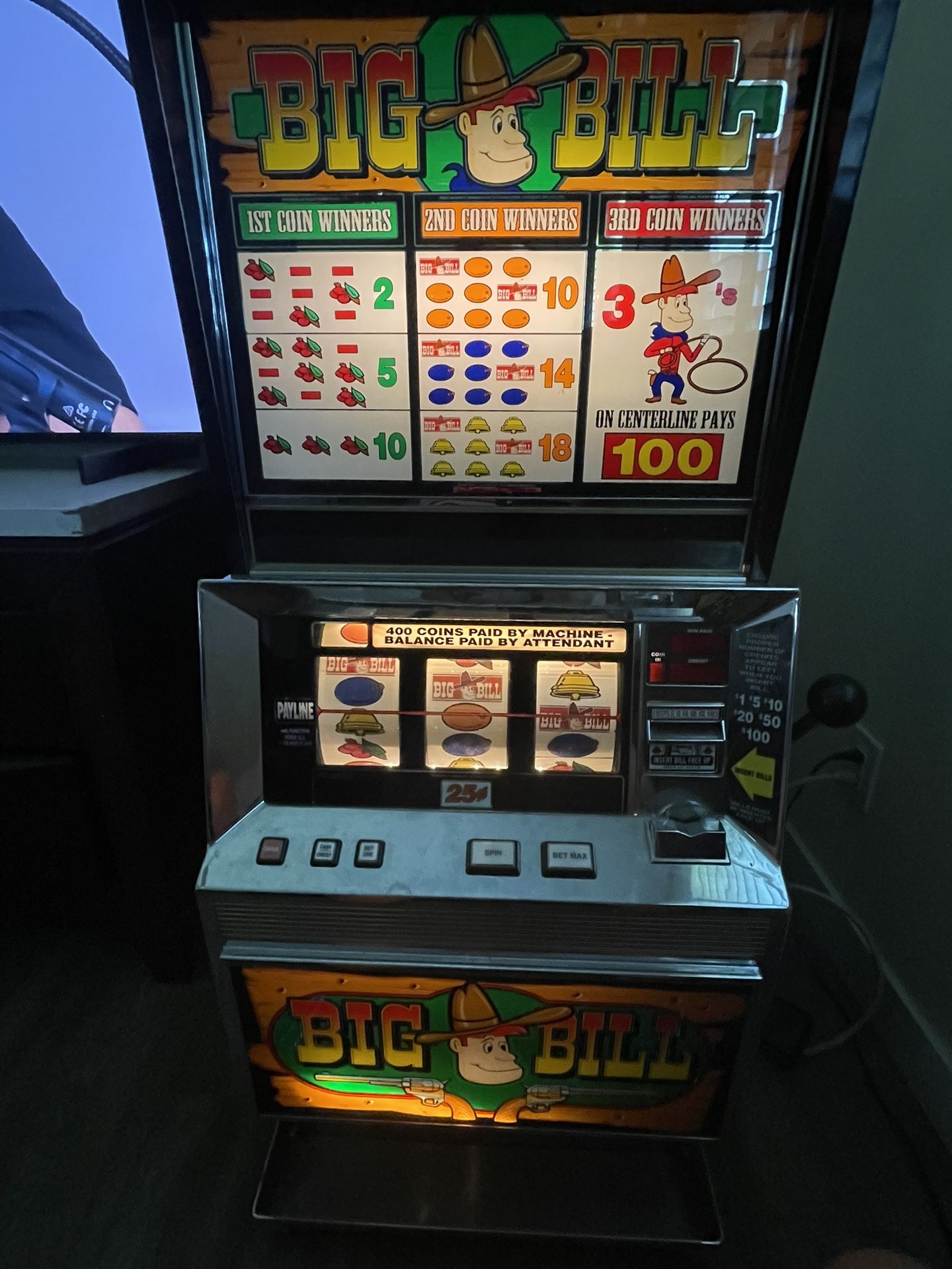 Big Bill Slot Machine