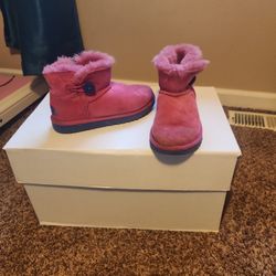 Girls Uggs Size US 3 UK 2