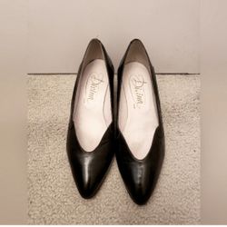 Divina Black Shoes