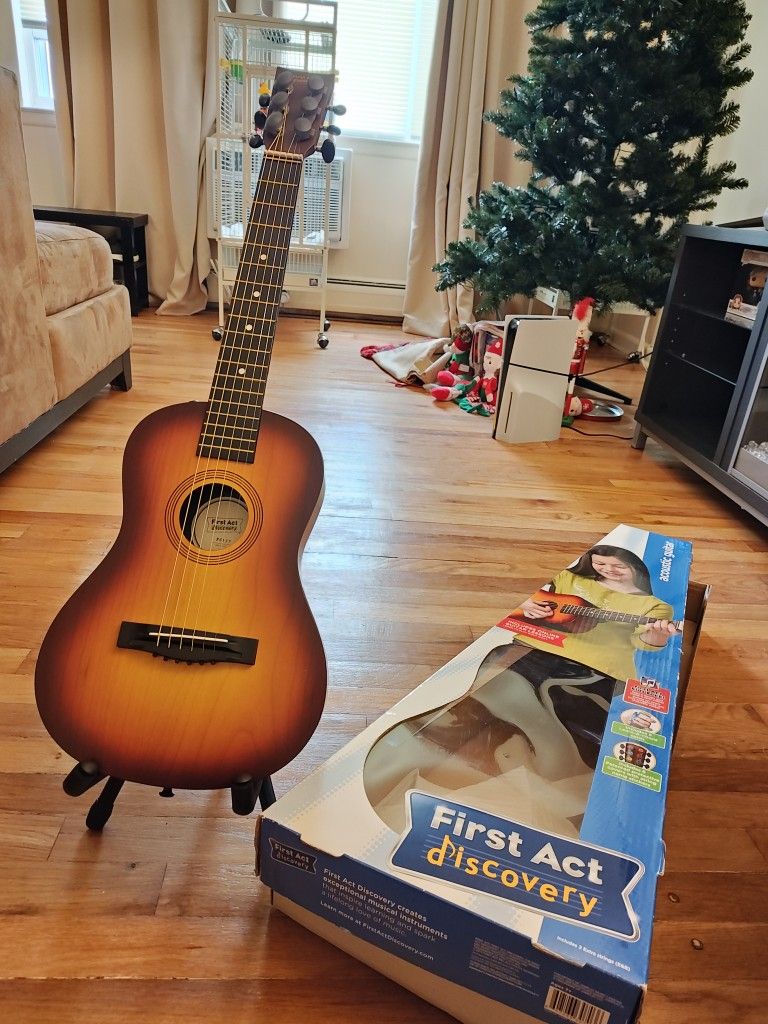 First Act Discovery Acoustic Guitar With Stand