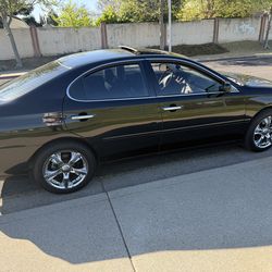 2005 LEXUS ES300. Smogged & Registered,Runs good $2400 obo