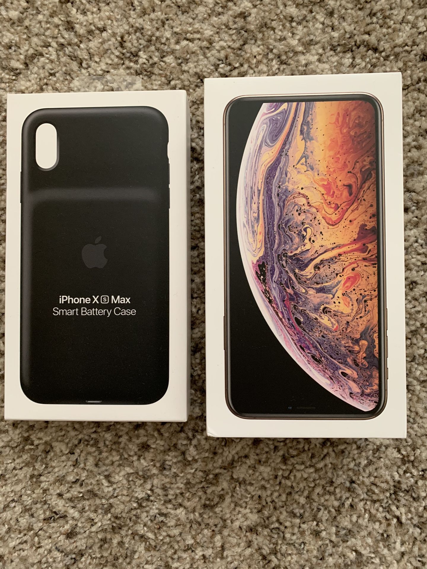 iPhone XS Max 512 GB UNLOCKED GOLD with Smart Battery Case NEW