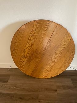 Round oak table top
