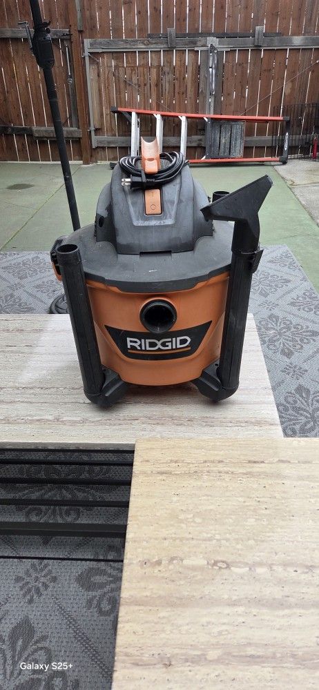 Ridgid Shop Vac