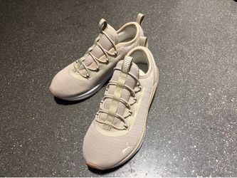 Puma Soft ride sneakers