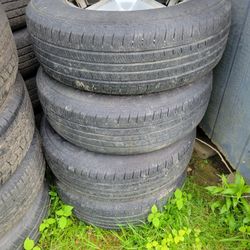 225 75 R15 Tires and aluminum wheels