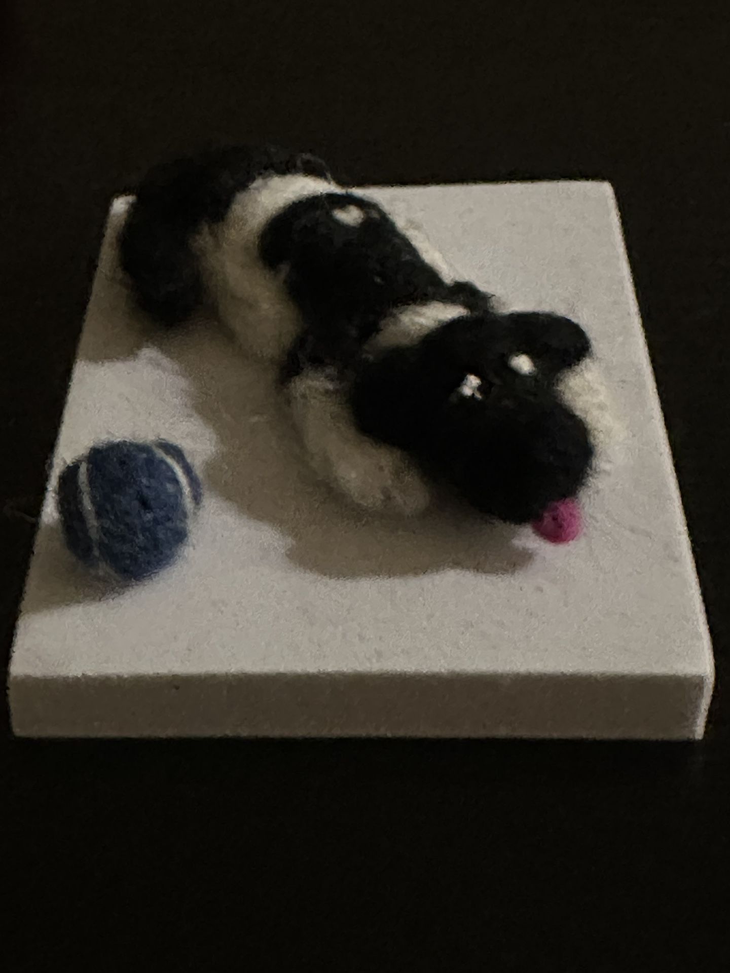 Pet Memorial/Custom Needle Felt @wool.grave on Instagram