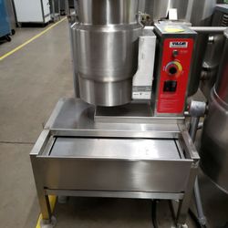 Used Vulcan 6 Gal 23 LT Electric Tilting Kettle 