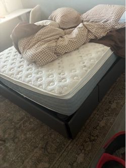 Full size mattress