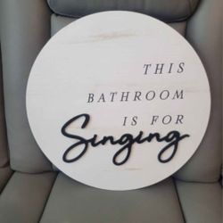 Round Rustic/Farmhouse Wall Decor Bathroom