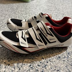 Venzo Bicycle Peloton Men's Road Cycling Riding Shoes - 3 Straps - Compatible with Look Delta & for Shimano SPD-SL - Perfect for Road Racing Bikes