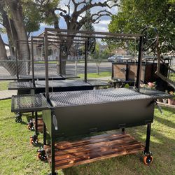 BBQ Grills/ Asadores